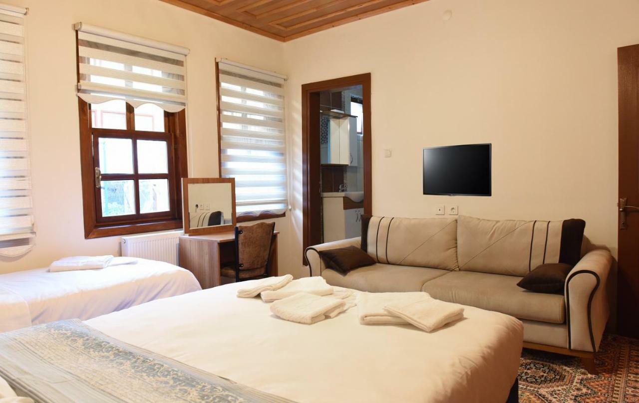 Oez Butik Otel Antik Kent Myrleia Mudanya Exteriör bild