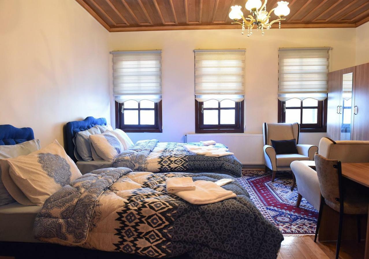 Oez Butik Otel Antik Kent Myrleia Mudanya Exteriör bild